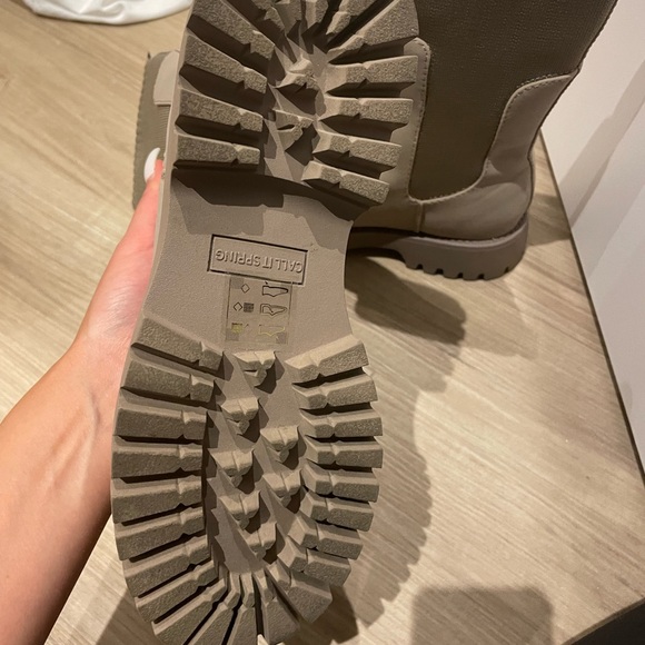 Women’s Fall Boot - Picture 4 of 4